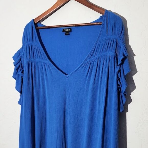 Torrid Women's Flutter Short Sleeve Blouse in size 2 - Picture 2 of 4
